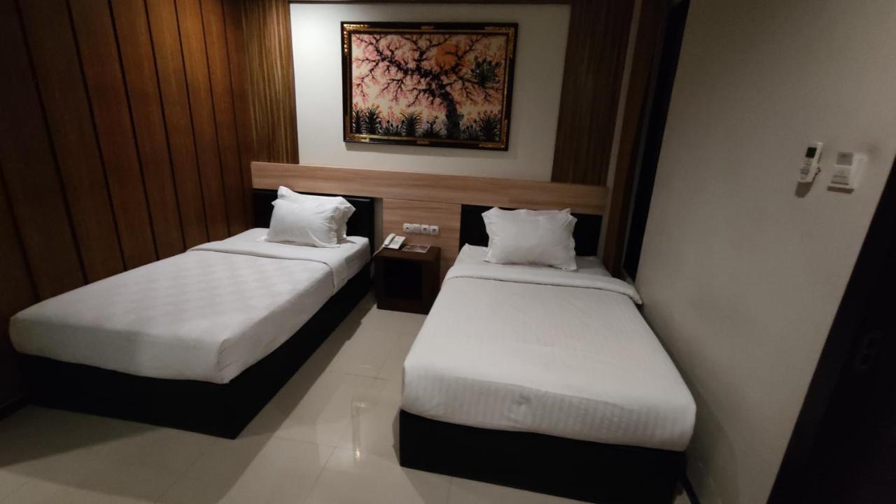 مالانغ Mirabell Hotel & Convention Hall المظهر الخارجي الصورة